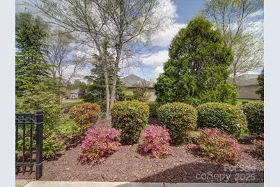 4754 Polo Gate Boulevard, Charlotte, NC 28216 - Photo 4