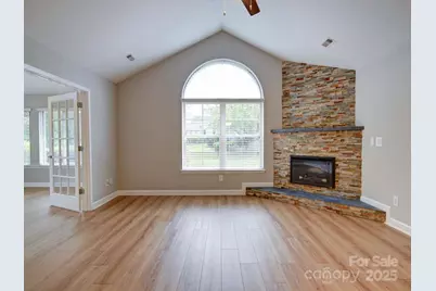 4754 Polo Gate Boulevard, Charlotte, NC 28216 - Photo 6