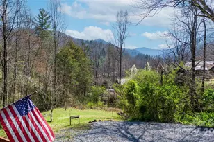 215 Honeysuckle Ln, Sylva, NC 28779 - Photo 2