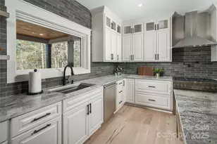 1555 Royal Ln, Lenoir, NC 28645 - Photo 10