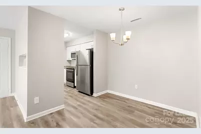 3146 Baroda Lane #D, Charlotte, NC 28269 - Photo 4