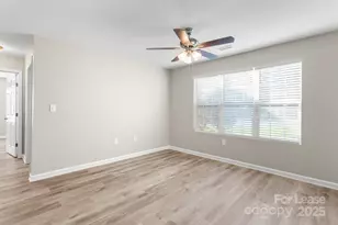 3146 Baroda Ln, Charlotte, NC 28269 - Photo 16