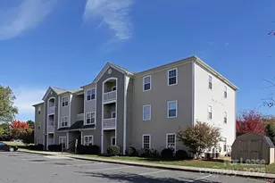 7234 Rose Terrace Ct, Charlotte, NC 28215 - Photo 10