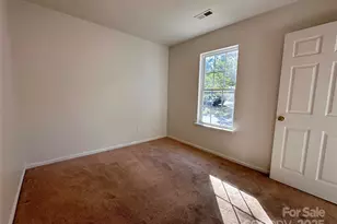 4927 Curtiswood Dr, Charlotte, NC 28213 - Photo 38