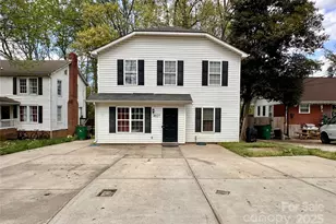 4927 Curtiswood Dr, Charlotte, NC 28213 - Photo 1