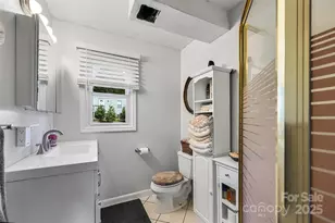 29 Delta Dr, Hendersonville, NC 28792 - Photo 14