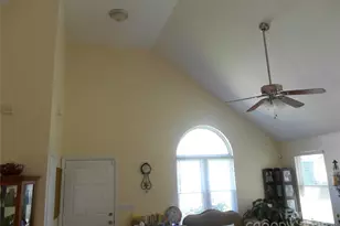 158 Margaret Turner Rd, Charlotte, NC 28216 - Photo 8