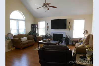 158 Margaret Turner Road, Charlotte, NC 28216 - Photo 4