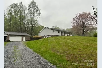 1375 Bradford Mountain Road, Lenoir, NC 28645 - Photo 4