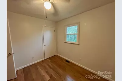 1375 Bradford Mountain Road, Lenoir, NC 28645 - Photo 14