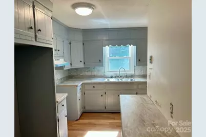 1375 Bradford Mountain Road, Lenoir, NC 28645 - Photo 12