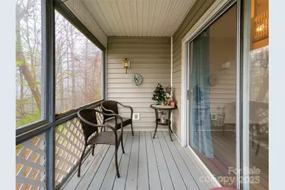 361 Laurel Park Place, Hendersonville, NC 28791 - Photo 10