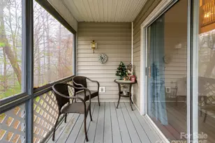 361 Laurel Park Pl, Hendersonville, NC 28791 - Photo 10