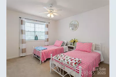 361 Laurel Park Place, Hendersonville, NC 28791 - Photo 26