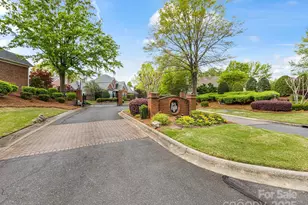 10626 Newberry Park Ln, Charlotte, NC 28277 - Photo 4