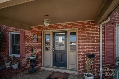 220 S Broad Street, Gastonia, NC 28054 - Photo 8
