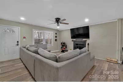 140 Wandering Lane, Bessemer City, NC 28016 - Photo 2