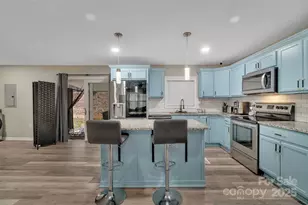 140 Wandering Ln, Bessemer City, NC 28016 - Photo 4