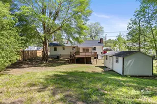 3715 Dallas High Shoals Hwy, Dallas, NC 28034 - Photo 16