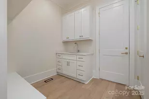 2926 Sharon View Rd, Charlotte, NC 28210 - Photo 10