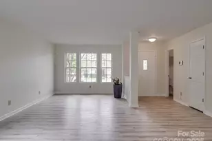 3227 Deshler Morris Ln, Charlotte, NC 28216 - Photo 4