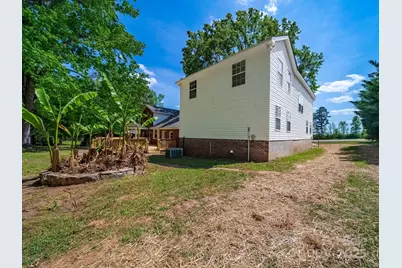 308 E Miller Street #1, Jefferson, SC 29718 - Photo 4