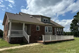 2417 Lynwood Dr, Lancaster, SC 29720 - Photo 2