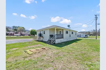 13 Depot Street, Clyde, NC 28721 - Photo 4