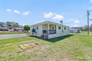 13 Depot St, Clyde, NC 28721 - Photo 4