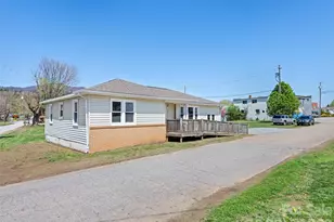 13 Depot St, Clyde, NC 28721 - Photo 1