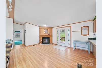 469 Hensley Branch, Burnsville, NC 28714 - Photo 4