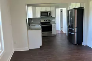 219 W Highland Ave, Elkin, NC 28621 - Photo 10