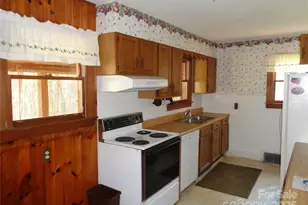 435 Upper Glady Fork Rd, Candler, NC 28715 - Photo 36