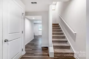 2051 Langer St, Charlotte, NC 28214 - Photo 4