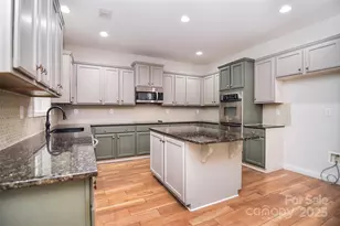 1811 Robbins Meadows Dr, Waxhaw, NC 28173 - Photo 10