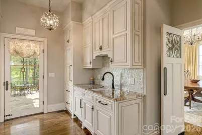 8 Fairway Place, Asheville, NC 28803 - Photo 16