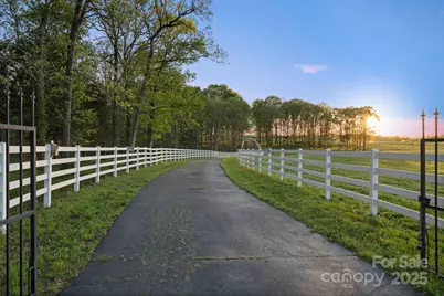 15670 Bethel Avenue Extension, Midland, NC 28107 - Photo 4