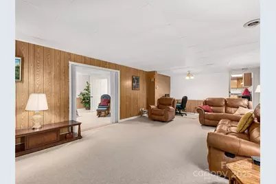 525 Maren Court, Hendersonville, NC 28739 - Photo 20