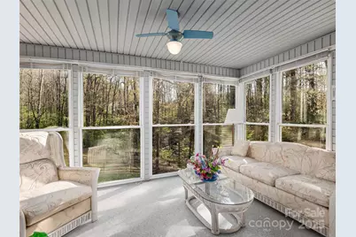 525 Maren Court, Hendersonville, NC 28739 - Photo 10