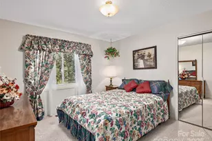 525 Maren Ct, Hendersonville, NC 28739 - Photo 14