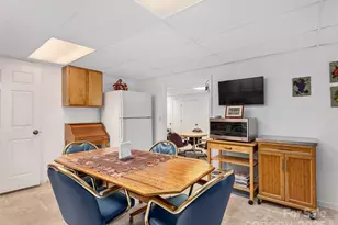 525 Maren Ct, Hendersonville, NC 28739 - Photo 22