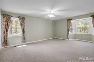 525 Maren Ct, Hendersonville, NC 28739 - Photo 16