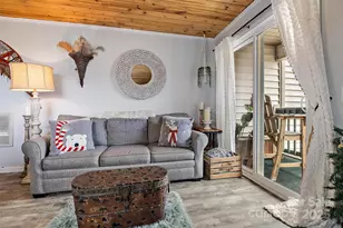 301 Pinnacle Inn Rd, Beech Mountain, NC 28604 - Photo 20