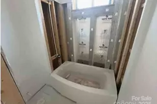 8038 Pawtuckett Rd, Charlotte, NC 28214 - Photo 6