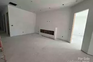 8038 Pawtuckett Rd, Charlotte, NC 28214 - Photo 12