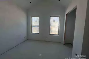 8038 Pawtuckett Rd, Charlotte, NC 28214 - Photo 8