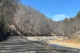 12982 US 19W Hwy, Burnsville, NC 28714 - Photo 4