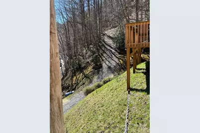 12982 US 19W Highway, Burnsville, NC 28714 - Photo 6