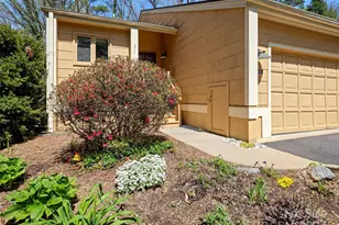 101 Beaver Ridge Rd, Asheville, NC 28804 - Photo 2