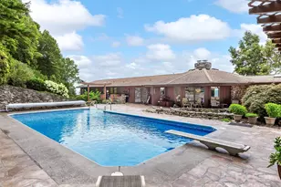 1300 Randy Dr, Hendersonville, NC 28791 - Photo 38